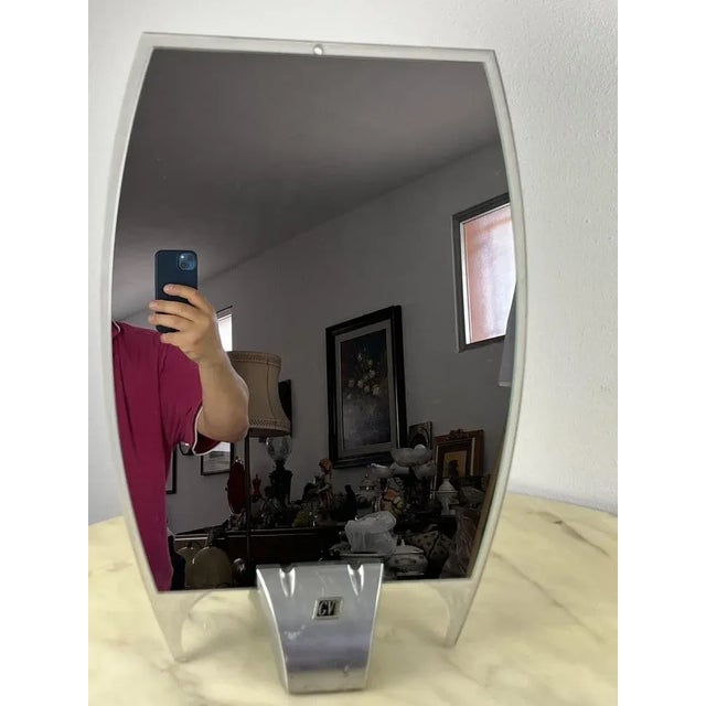 Hairdresser table mirror or beautician. Italian production, dates back to the 80s. Intact, it has small signs of time and...