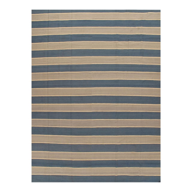 Contemporary Hand Woven Turkish Kilim Rug - 9'10 X 13'4 For Sale