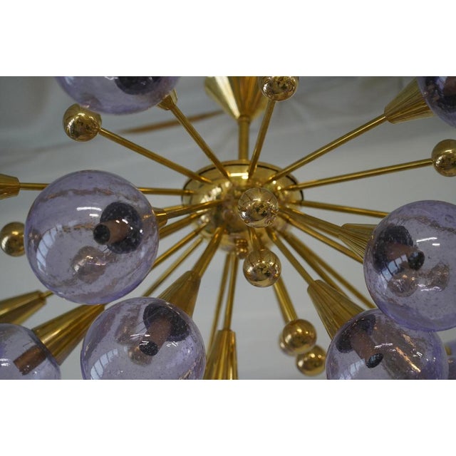 A fantastic periwinkle sputnik, with a surprising design and for its very low height, which allows it to fit in both high...