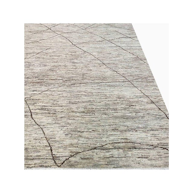 Exact Size: 9'1" x 12'6" Color: Brown Age: New (It's made in the 1990s and never been used) Materials: Wool Construction:...