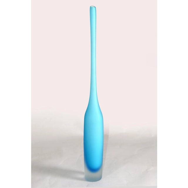 Mid-Century Modern 1980s Italian Cornflower Blue Scavo Glass Wheat Vase Vessel Mid-Century Modern For Sale - Image 3 of 14