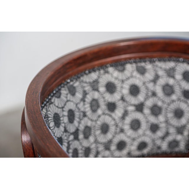 No. 715 Armchairs by Gustav Siegel for Jacob & Josef Kohn, Vienna, Austria, 1905, Set of 2 For Sale - Image 12 of 18