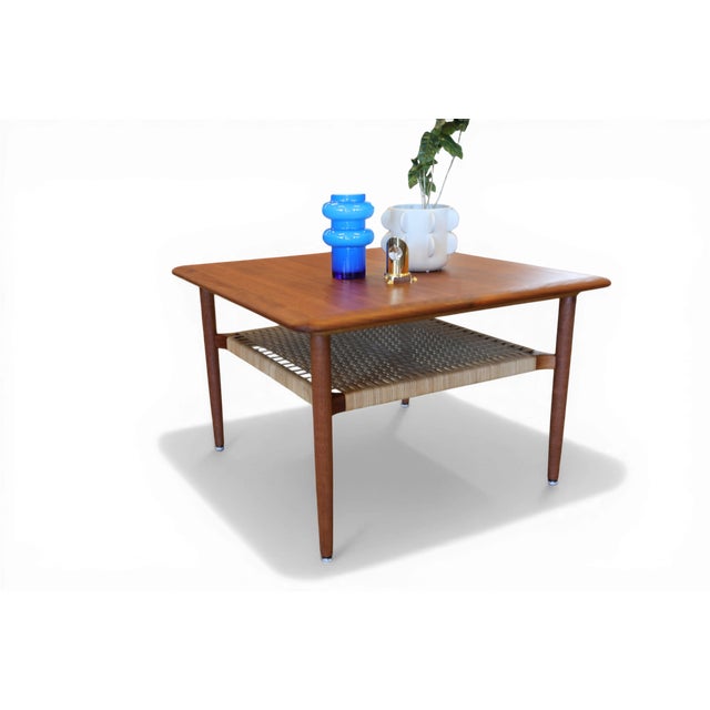 1970s Coffee Table in Teak with Magazine Shelf attributed to Kurt Østervig and Jason Møbler, Denmark, 1960s For Sale - Image 5 of 18