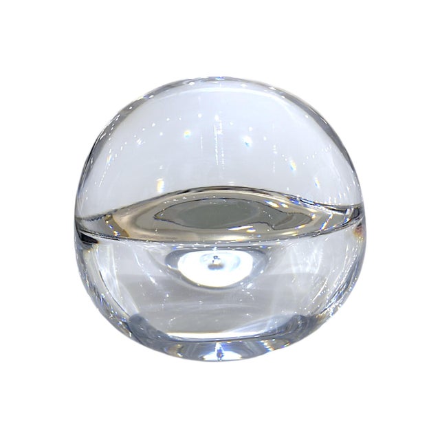 Crafted by Göran Wärff (1933–2022), one of Sweden’s most celebrated glass artists and designers, this signed Kosta Boda...