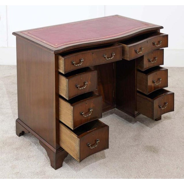 Georgian Revival Desk in Mahogany, 1920s For Sale - Image 3 of 4