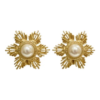 1980s Givenchy Stunning Gold-Plated Carved Starburst Glass Pearl Earrings, 2 Pieces For Sale