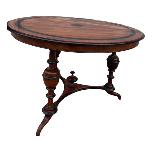 Antique Dining Table in Walnut, 1890s For Sale