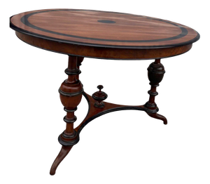 Antique Dining Table in Walnut, 1890s