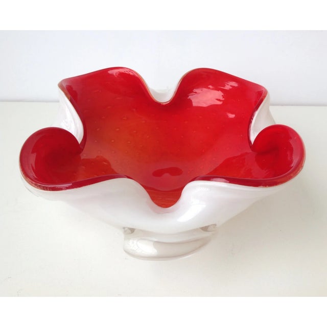 1960s Italian Murano Large Sommerso Triple Cased Bowl For Sale - Image 5 of 11