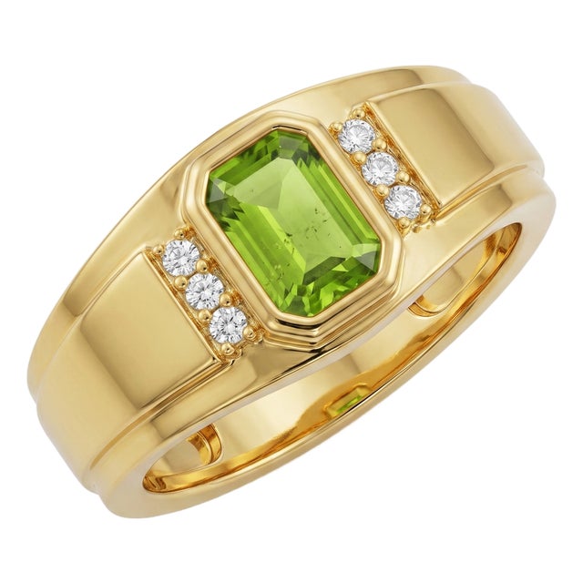 Peridot & Cz Engagement Ring • Dainty Signet Unisex Ring • August Birthstone Ring Us 7 For Sale