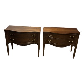 Pair of Serpentine Front Nightstand For Sale