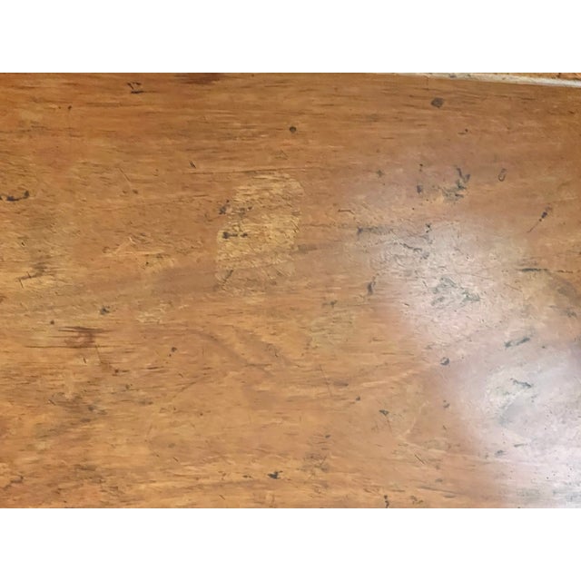 Mid 20th Century Vintage Mahogany Butler’s Tray Table With Folding X-Base | English Colonial Style Serving Stand For Sale - Image 5 of 11