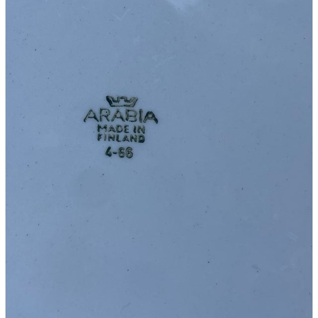 Vintage Arabia Finland White Oval Turkey / Fish Serving Platter For Sale In Los Angeles - Image 6 of 6