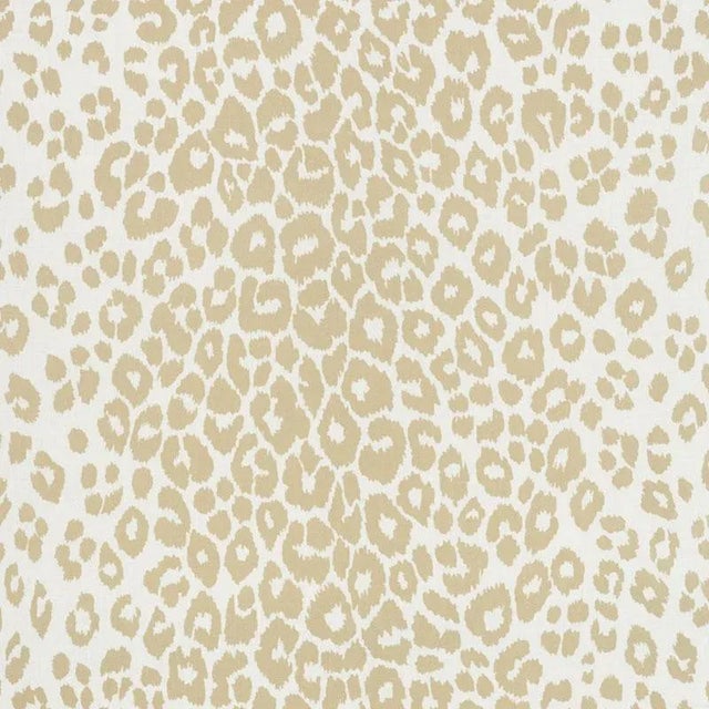 Sample - Schumacher Leopard Indoor/Outdoor Fabric in Linen For Sale