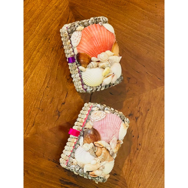Contemporary Sailors Valentines Small Sea Shell Encrusted Pair of Frames and Pair Treasure Boxes Maitland Style For Sale - Image 3 of 3