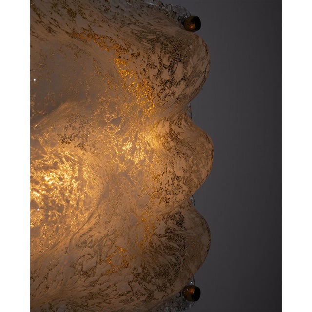 Murano Ice Glass Wall Lamp with Brass Backplate, Italy, 1970s For Sale - Image 11 of 15