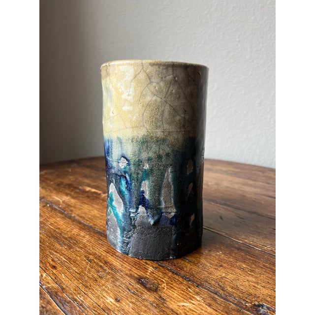 Studio Pottery Marked Libby ‘88 Cylinder Drip Glaze Vase For Sale - Image 4 of 9