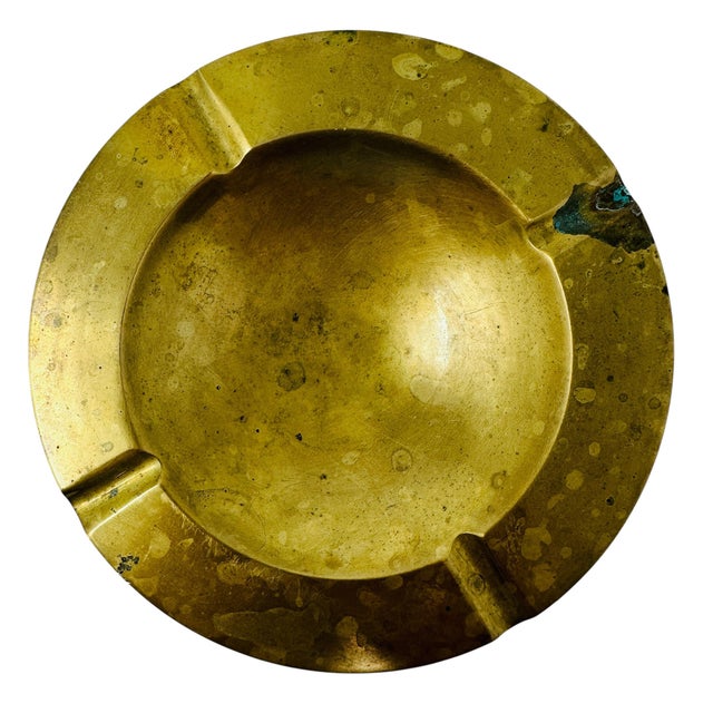 Pair of Vintage 1950s Italian Solid Brass Ashtrays, Heavy Cast 12oz Mid Century Modern Catchall Dishes, Original Patina Hollywood Regency For Sale - Image 4 of 16