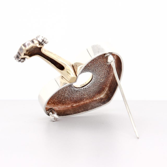 Signed Arman for Movado Sterling Silver & 18k Gold Heart-Shaped Mandolin Brooch For Sale - Image 14 of 15