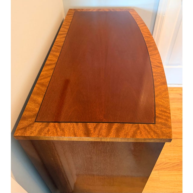 Baker Four Drawer Georgian Style Bowfront Chest For Sale In Savannah - Image 6 of 12