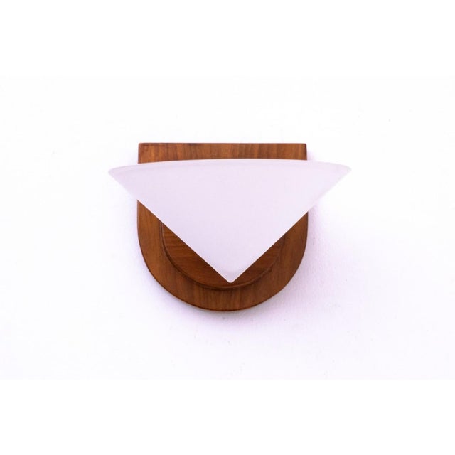 Dimensions: height 14 cm / width 15 cm / depth 25 cm European Plug (up to 250V).The wiring of this item may be original...