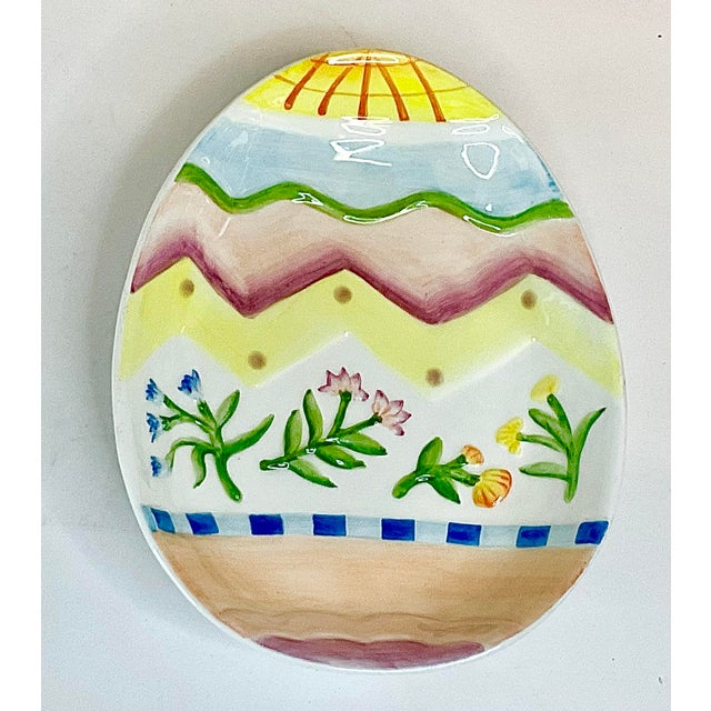 From American manufacturer Fitz and Floyd we are pleased to offer this vintage Easter Egg Dish. The hand painted egg...