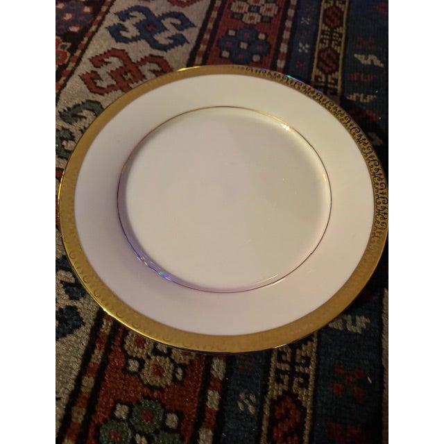 American 1990s "Gold Buffet" by Royal Gallery Dinner Plates Set of 6 For Sale - Image 3 of 5