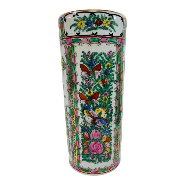 Vintage Large Rose Medallion Canton Vase, Japanese Porcelain - Hand Painted in Hong Kong For Sale