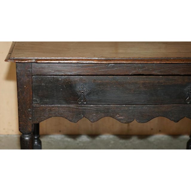 Wood 17th Century Antique Charles Ii Flemish Oak Side Table with Single Drawer, 1670 For Sale - Image 7 of 18