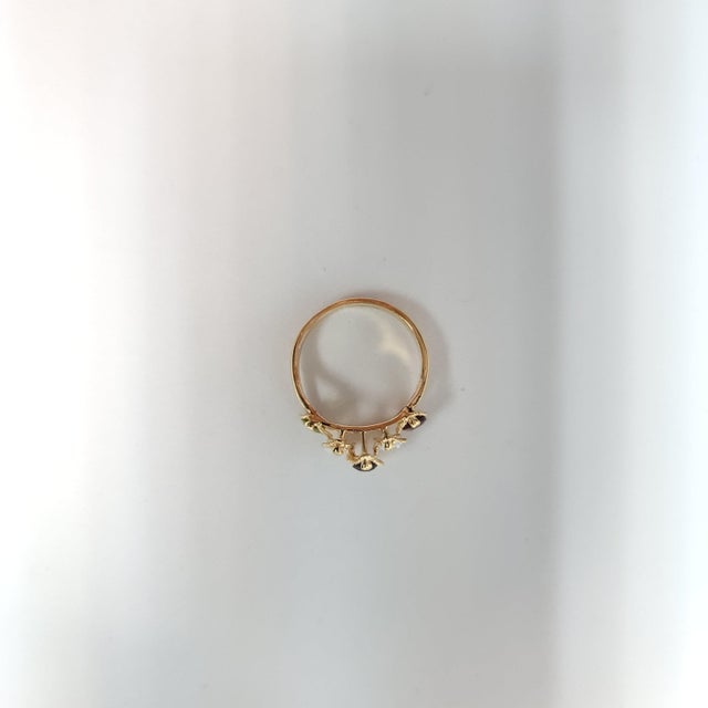 2020s Garnet, Opal, Peridot, Cubic Zirconia Ring with Rope Design, Size 6 For Sale - Image 5 of 5