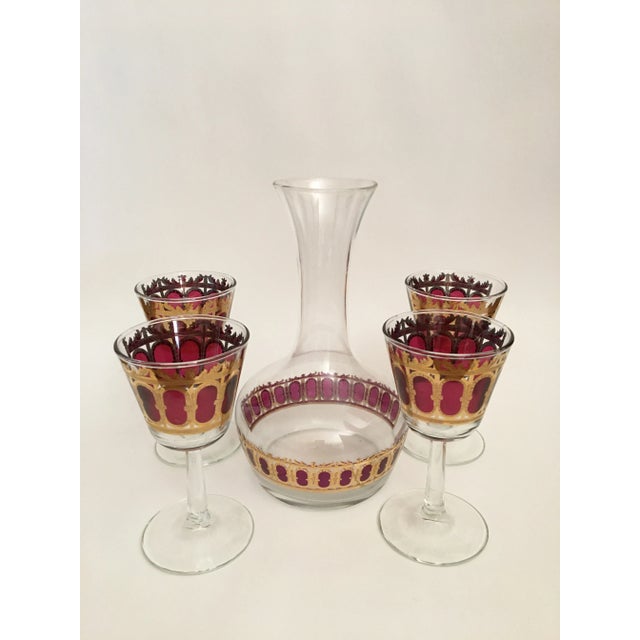 Mid-Century Modern Mid-Century Modern Culver Cranberry Scroll Carafe Set With Four Stems- 5 Pieces For Sale - Image 3 of 5