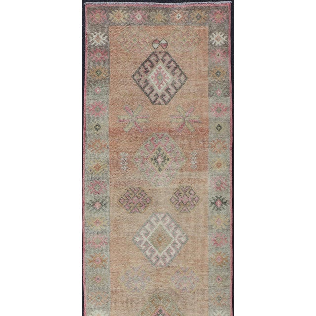 Vintage Tulu Runner in Geometric Shapes and Soft Tones by Keivan Woven Arts For Sale - Image 10 of 10