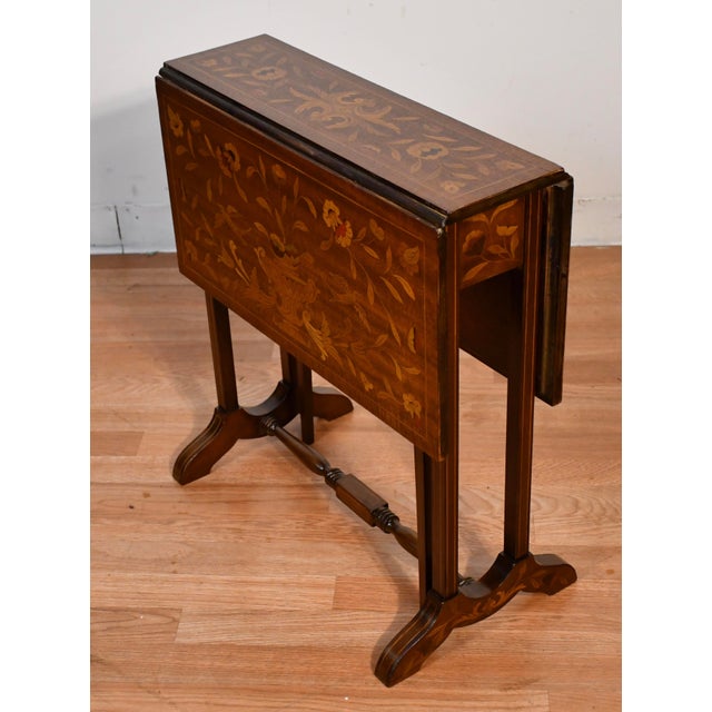 1900s Antique English Mahogany Dutch Marquetry Pembroke Drop Leaf Side End Table For Sale - Image 11 of 14