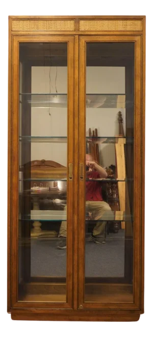 Henredon Furniture Quarter Sawn White Oak British Revival Campaign Style 36" Lighted Display Curio Cabinet
