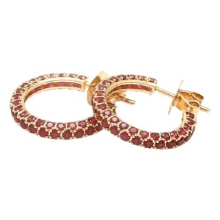 3.09 CTS Natural ruby earrings in 14k gold For Sale