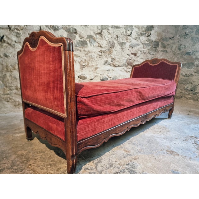 Antique Louis XV French Adjustable Beechwood Frame Daybed, 1920s For Sale - Image 6 of 18