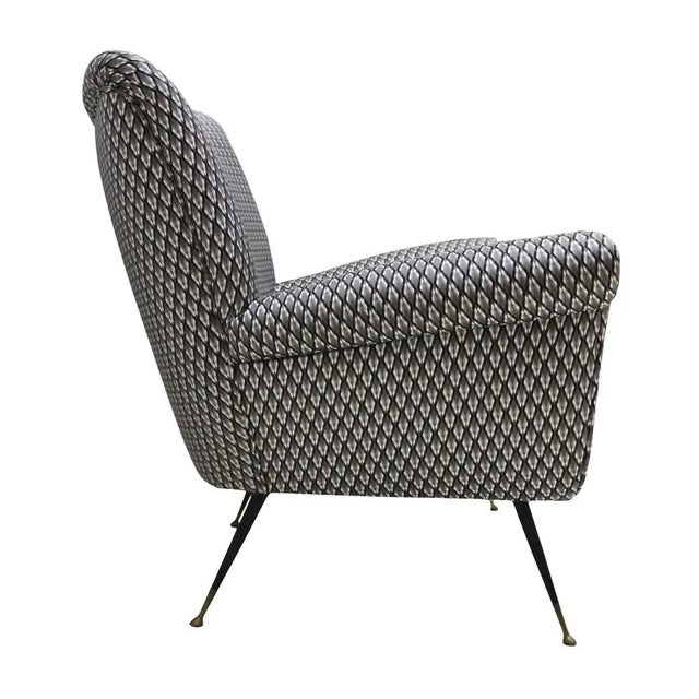 Mid-Century Modern Mid-Century Modern Armchair in Serpentino Fabric by Gigi Radice For Sale - Image 3 of 11