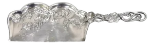 Antique Victorian Forbes Silver Co Grapevine Silver Plated Crumb Catcher Crumber