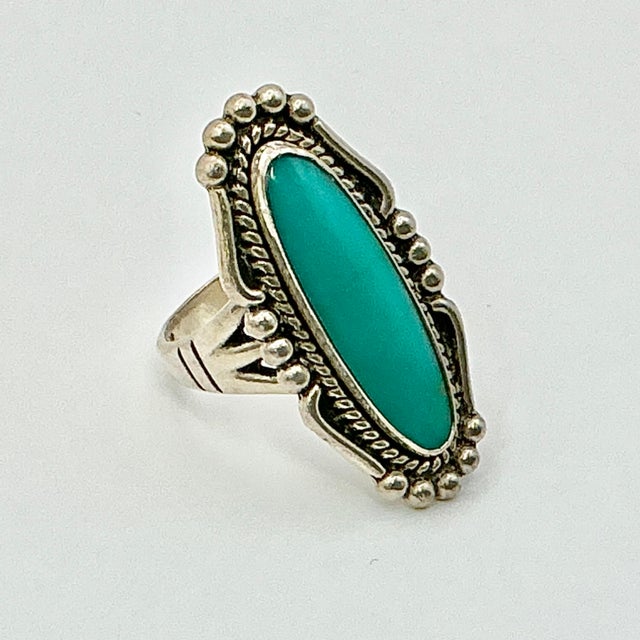 Ralph Lauren 1970s Vintage Southwestern Navajo Elongated Oval Turquoise & Sterling Ring, Artist Signed, Size 7.75 For Sale - Image 4 of 9