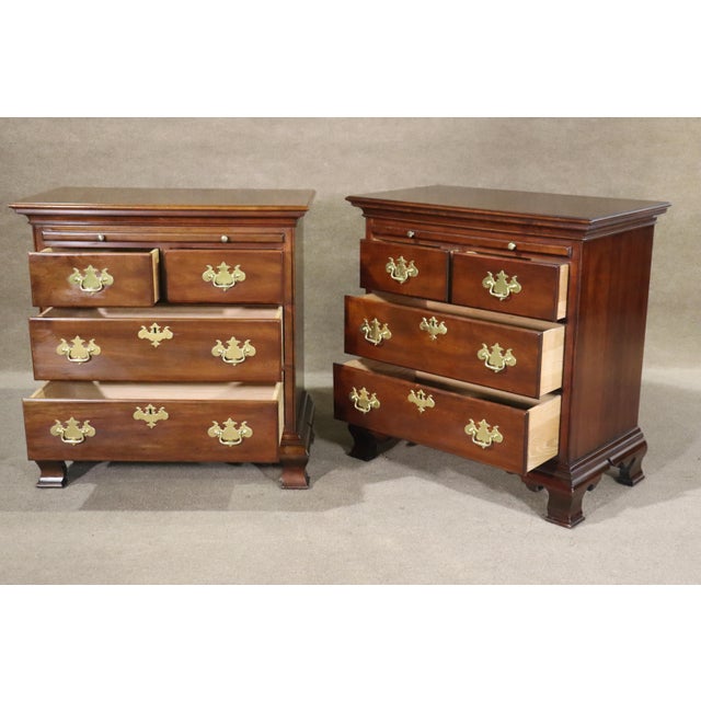 Mid 20th Century Mid 20th Century Chippendale Style Bedside Chests - 2 Pieces For Sale - Image 5 of 12