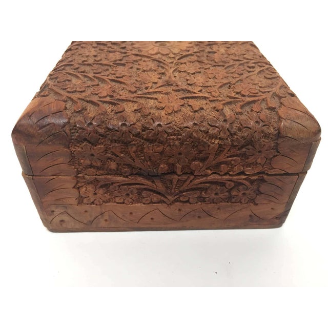 Early 20th Century Hand-Carved Sandalwood Jewelry Box by Rajasthani Artist, India For Sale - Image 5 of 10