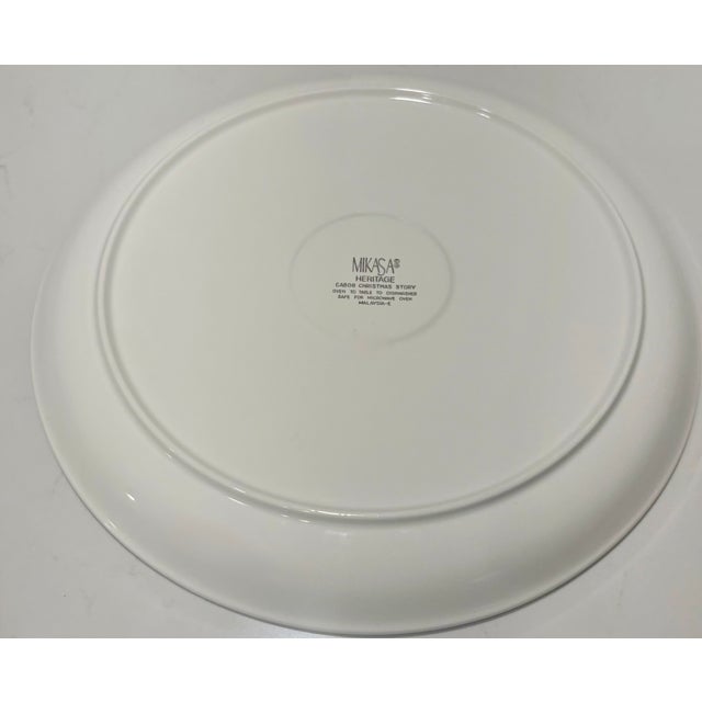 Traditional Late 20th Century Mikasa Heritage Christmas Story Chip and Dip Serving Set, 2 Pieces For Sale - Image 3 of 9