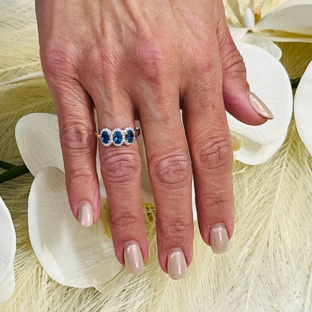 Natural Sapphire Diamond Ring 7 14k W Gold 1.67 TCW Certified For Sale - Image 4 of 12