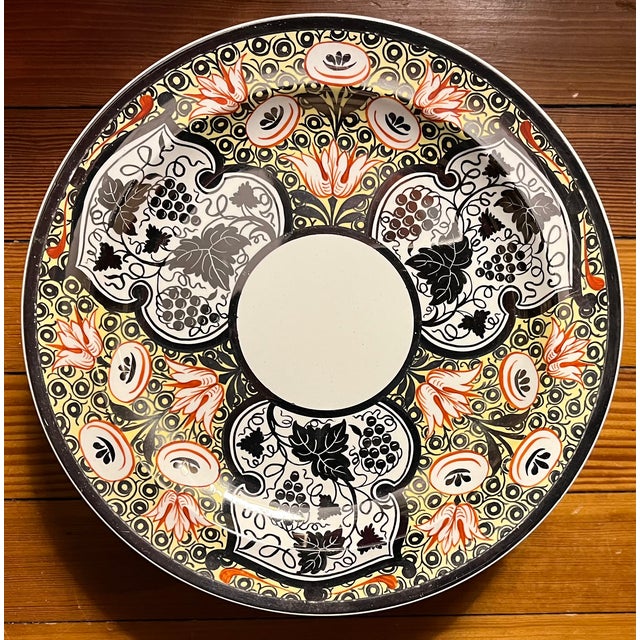 Antique Early 20th Century Wedgwood Creamware Hand Painted Silver Luster Plates - Set of 12 For Sale - Image 10 of 10