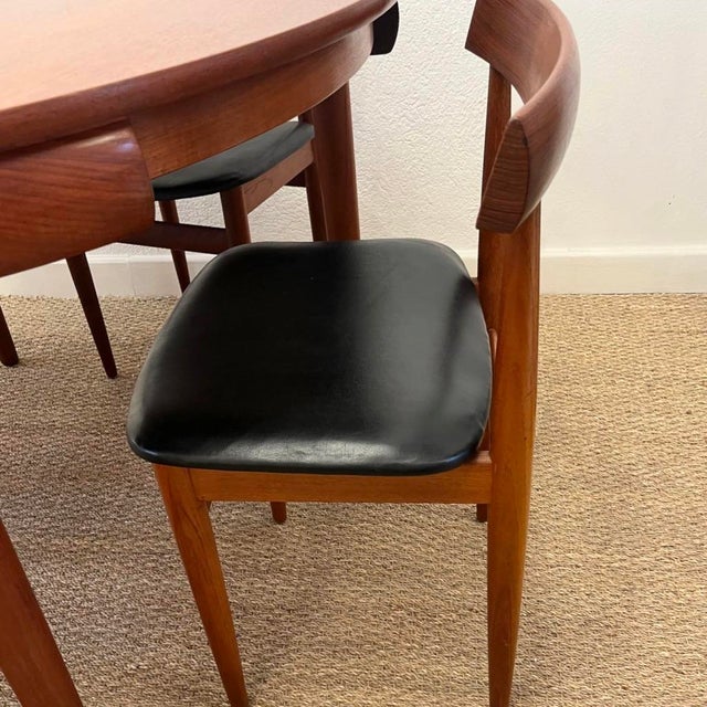 Vintage Roundette Dining Set in Teak and Black Leather by Hans Olsen for Frem Rojle, Denmark, 1950s, Set of 5 For Sale - Image 13 of 16