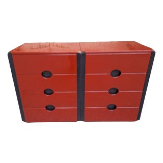 Como Bedside Tables MB3 Model in Red Lacquer and Burnished Brass by Luigi Caccia Dominioni for Azucena, 1970s, Set of 2 For Sale