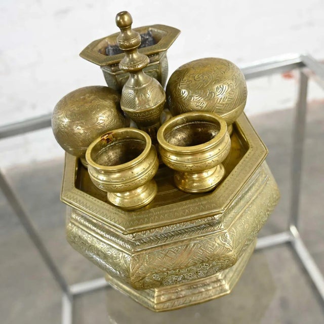 Vintage Objet d'Art East Java Indonesian Brass Tepak Sireh Betel Nut Set 7 Pieces For Sale - Image 4 of 13