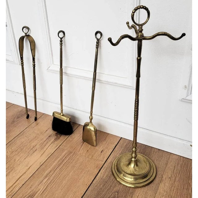 Vintage Italian Three-Pieces Brass Fireplace Fire Tool Set with Stand, 1980s For Sale - Image 4 of 7
