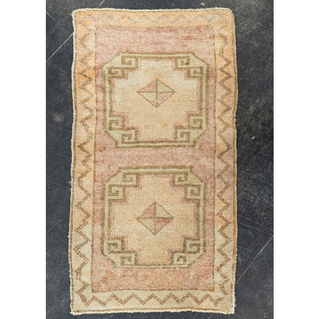 Pink Turkish Mini Rug Oriental Hand Knotted Vintage Rug 1'9" x 3'1" #21290 For Sale - Image 8 of 8