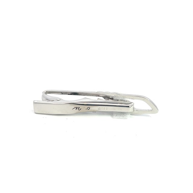 Mikimoto Estate Akoya Pearl Mens Tie Clip Silver 7.15 mm M396 This elegant Authentic Mikimoto Estate Akoya pearl tie clip...